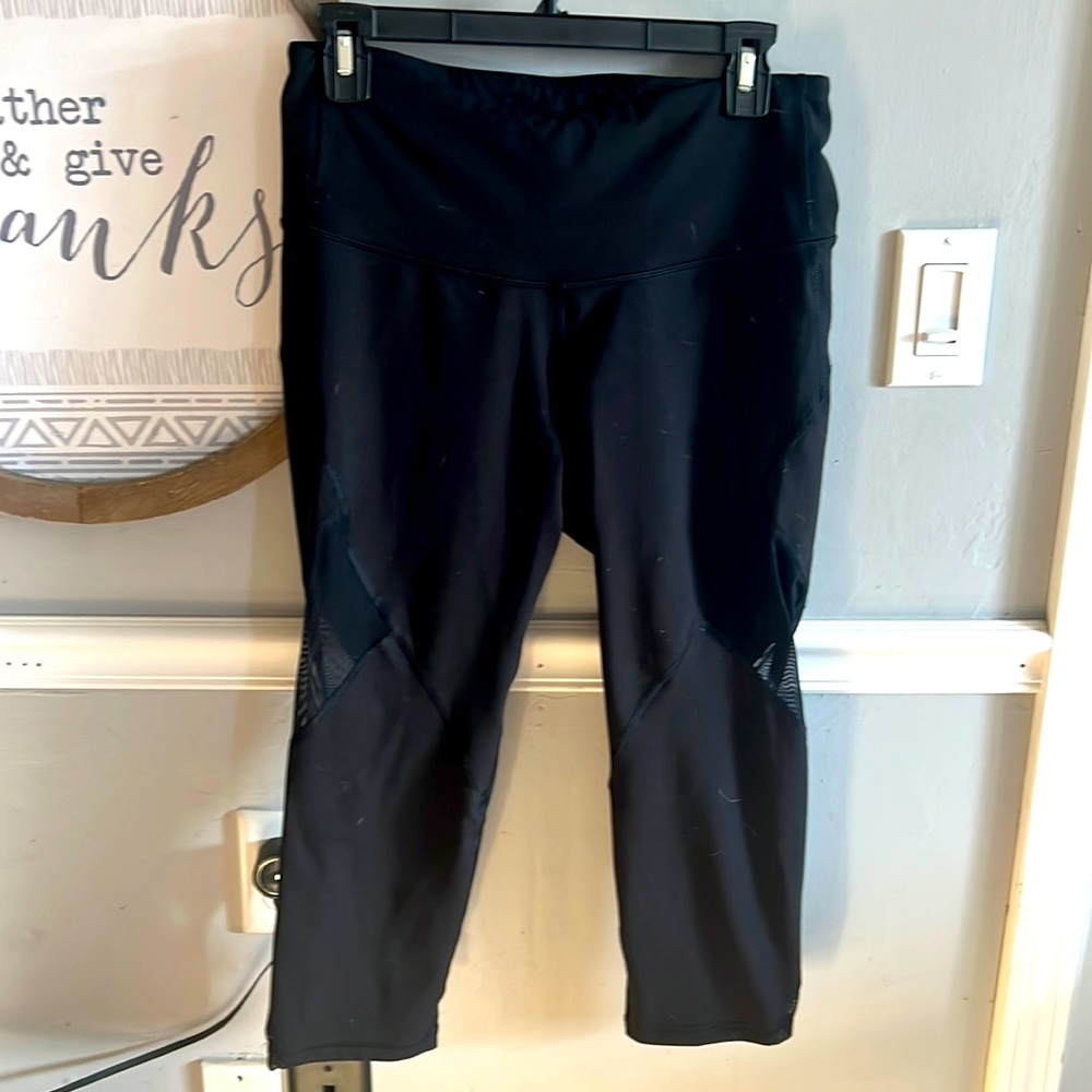 Athletic leggings